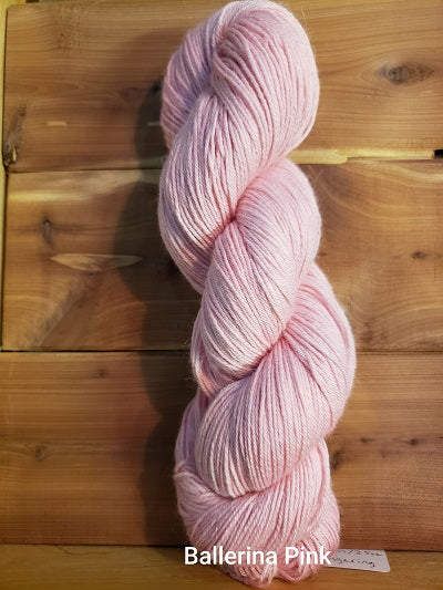 *70% Baby Alpaca 30% Silk-Fingering