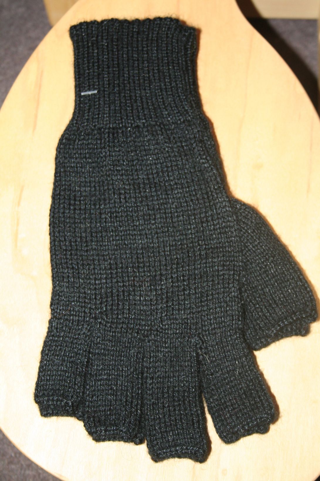 *Glove - Fingerless